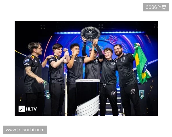 媒体观点:国际化阵容如何重振巴西CS? 媒体观点:国际化阵容如何重振巴西CS?